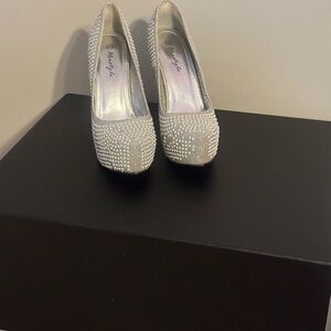 Herstyle Silver Sparkle Heels